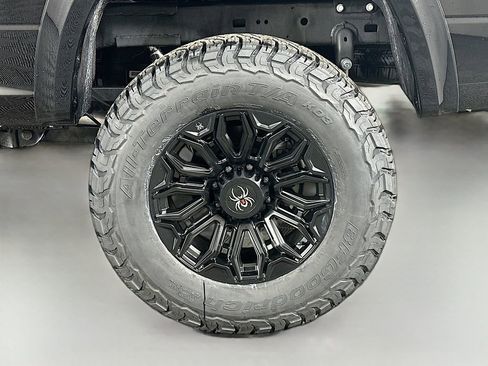 New 2026 RAM 2500 Big Horn AWD/4WD image 17