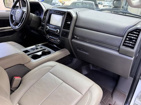 Used 2019 Ford Expedition XLT w/ Equipment Group 202A image 14