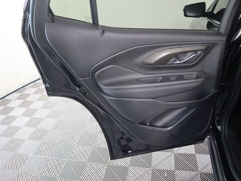 Used 2023 GMC Terrain SLE w/ Driver Convenience Package image 26