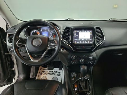 Used 2019 Jeep Cherokee Limited w/ Luxury Group image 30