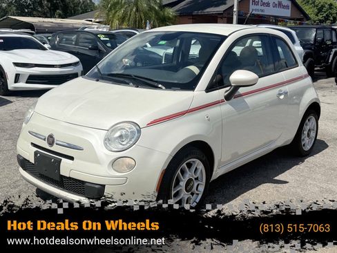 Used 2013 FIAT 500 Pop FWD image 2