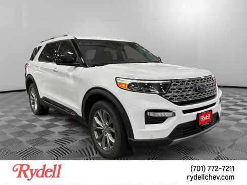 Used 2022 Ford Explorer Limited AWD/4WD image 4