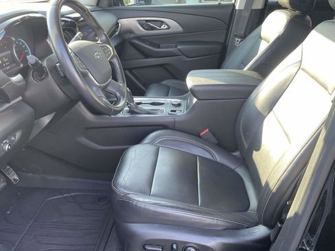 Used 2020 Chevrolet Traverse RS image 7