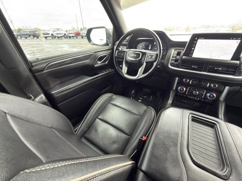 Used 2022 GMC Yukon SLT AWD/4WD image 30