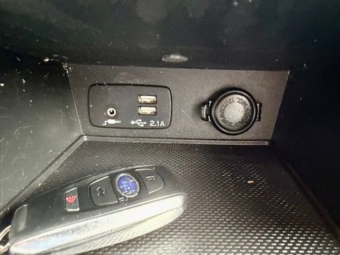 Used 2023 Subaru Crosstrek 2.5i Sport image 38