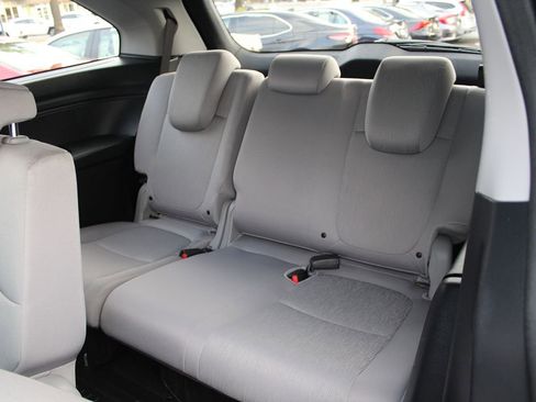 Used 2019 Honda Odyssey EX image 25