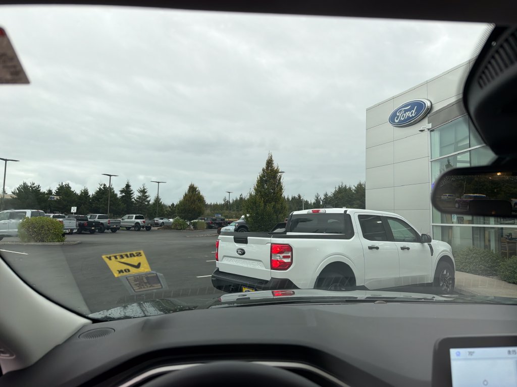 Used 2022 Ford Escape SEL AWD/4WD image 13