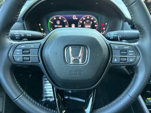 Used 2025 Honda Accord Sport image 17