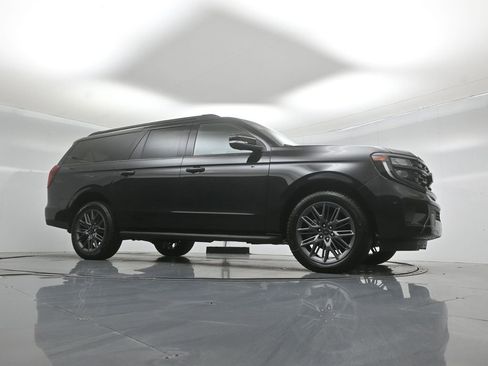 New 2026 Ford Expedition Max Platinum w/ Stealth Appearance Package AWD/4WD image 3