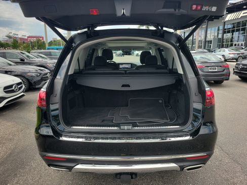 Certified 2026 Mercedes-Benz GLS 450 4MATIC image 9