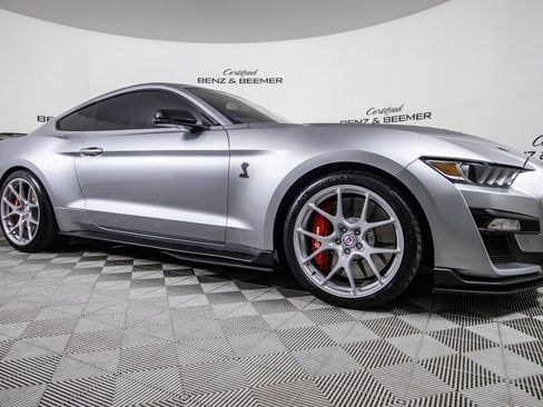 Used 2020 Ford Mustang Shelby GT500 w/ Technology Package image 3