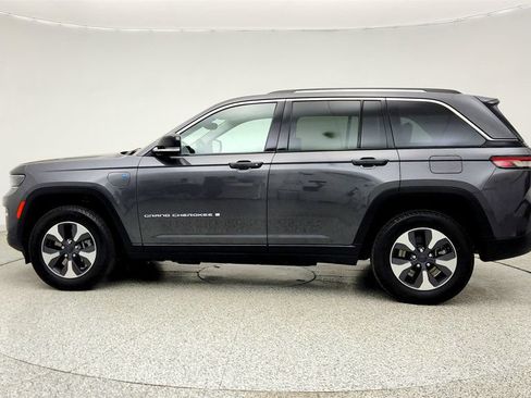 Used 2023 Jeep Grand Cherokee 4WD 4xe image 8
