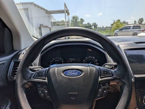Used 2018 Ford Edge SE AWD/4WD image 21