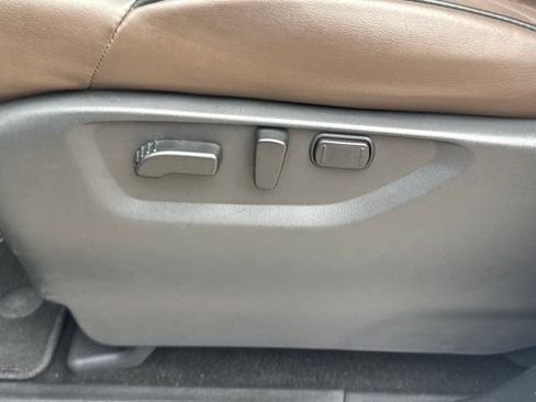 Used 2024 Nissan Armada Platinum w/ Captain's Chairs Package AWD/4WD image 19