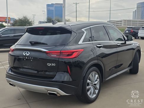 Used 2020 INFINITI QX50 Luxe w/ Navigation Package image 6