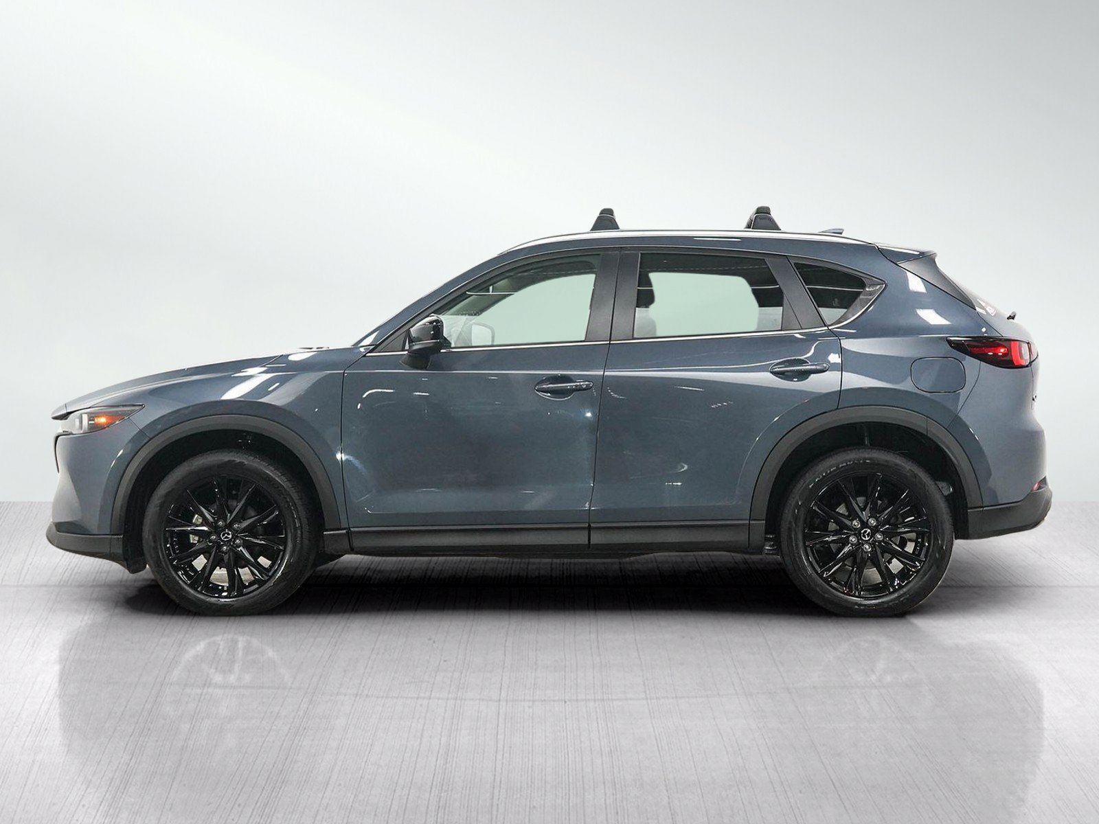 Used 2023 MAZDA CX-5 Carbon Edition AWD/4WD image 2
