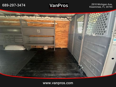Used 2014 Chevrolet Express 3500 Extended RWD image 15