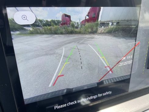 New 2025 Ford F150 Lariat w/ Equipment Group 501A Mid image 9