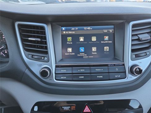 Used 2018 Hyundai Tucson SEL image 19