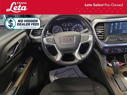 Used 2018 GMC Acadia SLE FWD image 16
