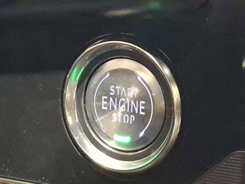 Used 2025 Chevrolet Corvette 3LT w/ Z51 Performance Package image 22