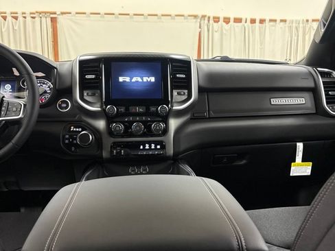 New 2026 RAM 1500 Big Horn AWD/4WD image 19