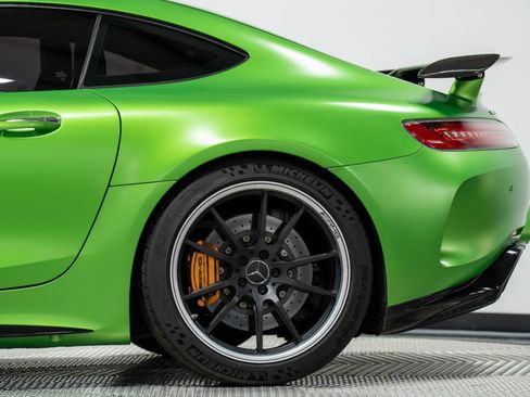 Used 2018 Mercedes-Benz AMG GT R image 11