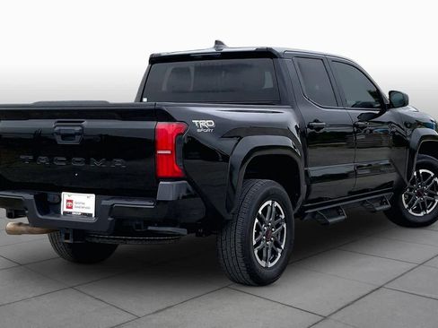 Used 2025 Toyota Tacoma TRD Sport RWD image 13