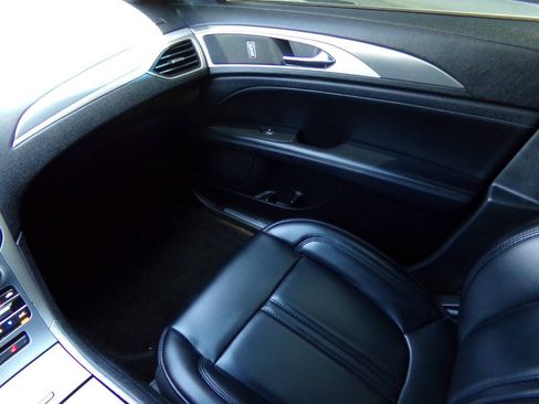 Used 2017 Lincoln MKZ Premiere FWD image 42