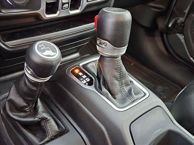 Used 2023 Jeep Gladiator Sport AWD/4WD image 10