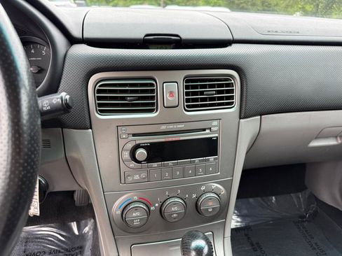 Used 2004 Subaru Forester 2.5XT AWD/4WD image 15