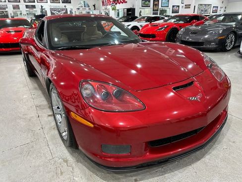 Used 2013 Chevrolet Corvette Grand Sport w/ 3LT Preferred Equipment Group image 4