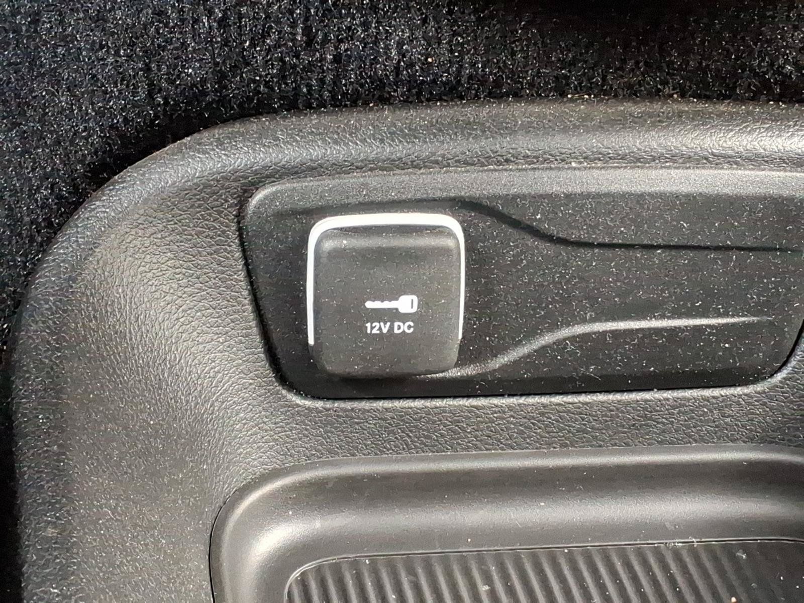 Used 2023 Chrysler Pacifica Touring-L w/ S Appearance Package AWD/4WD image 19