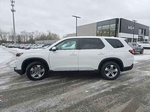 Used 2023 Honda Pilot EX-L image 10