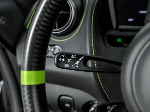 Used 2022 McLaren 765LT image 32