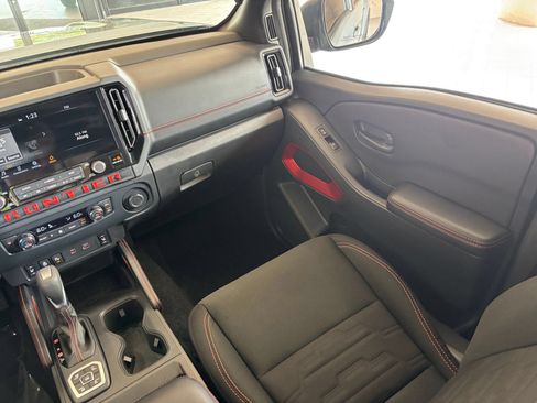 Used 2026 Nissan Frontier PRO-4X AWD/4WD image 34