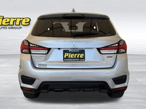 Used 2025 Mitsubishi Outlander Sport ES AWD/4WD image 3
