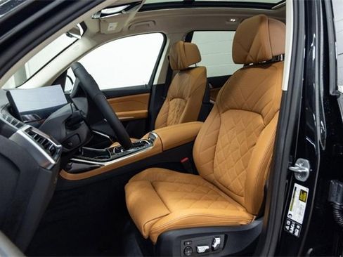 Certified 2025 BMW X7 xDrive40i image 22