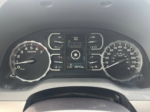 Used 2021 Toyota Tundra SR5 w/ SR5 Leather Package RWD image 20