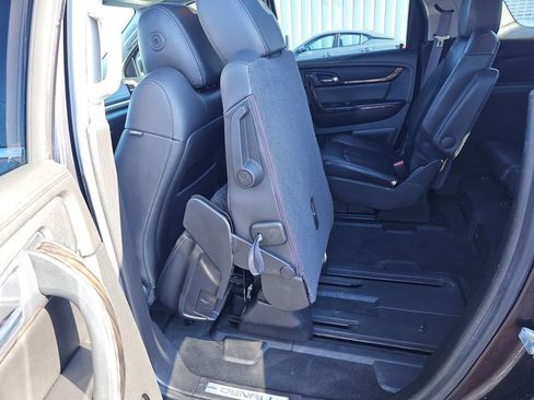 Used 2015 GMC Acadia Denali image 30