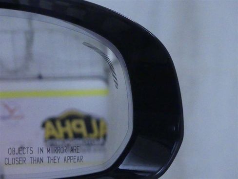 Used 2024 Volvo XC60 T8 Ultimate image 23