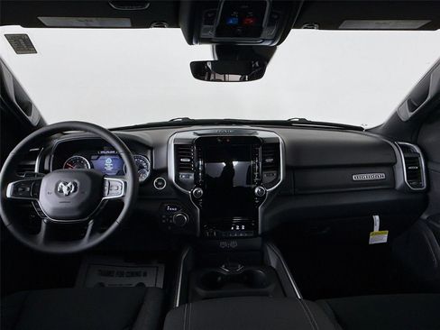 New 2026 RAM 1500 Big Horn AWD/4WD image 31