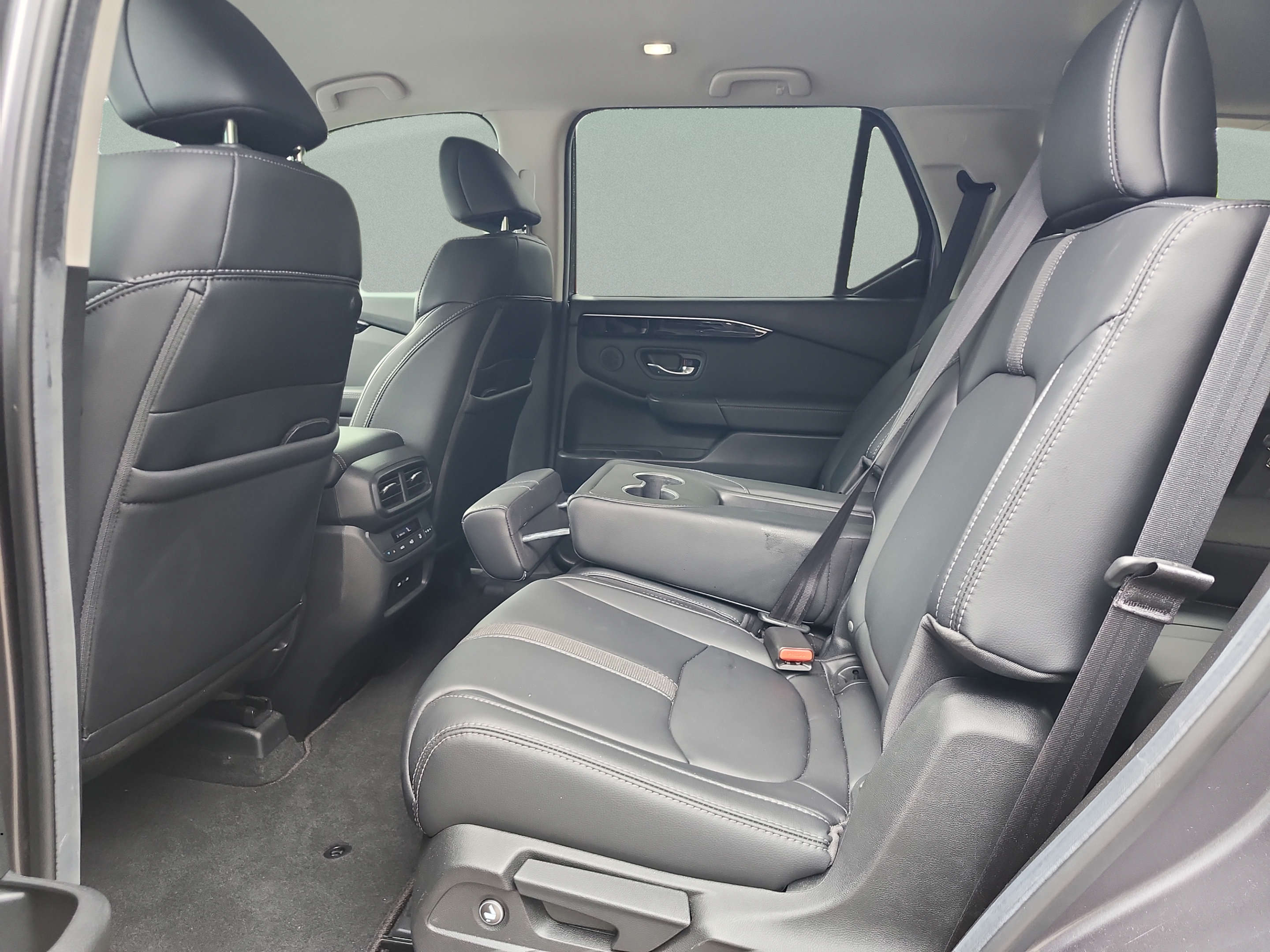 Certified 2025 Honda Pilot EX-L image 18