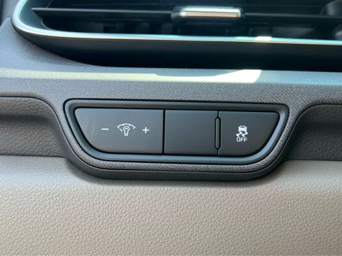 Used 2025 Kia Carnival SX FWD image 31