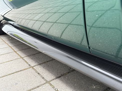 Used 2024 Ferrari 296 GTS image 34