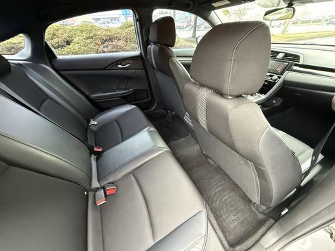 Used 2019 Honda Civic Sport image 32