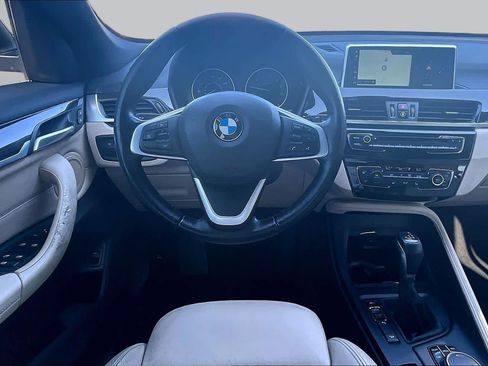 Used 2018 BMW X1 xDrive28i AWD/4WD image 5