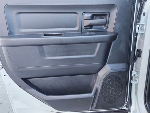 Used 2024 RAM 3500 Tradesman w/ Chrome Appearance Group image 22