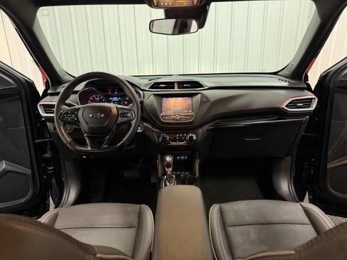 Used 2022 Chevrolet TrailBlazer RS FWD image 29