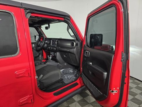 Used 2021 Jeep Wrangler Unlimited Sport image 14